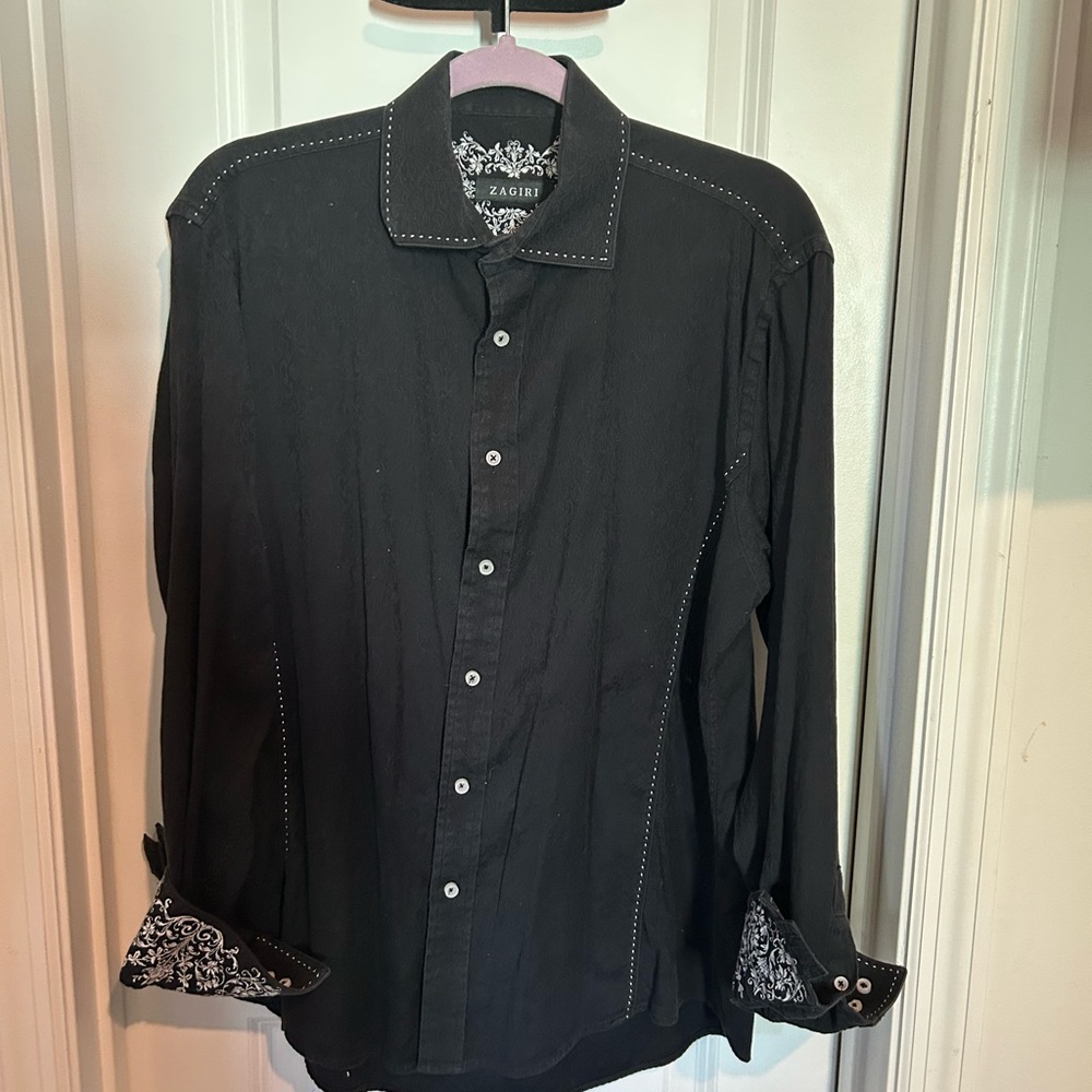 Zagiri Black Casual Button Down Shirt for Men